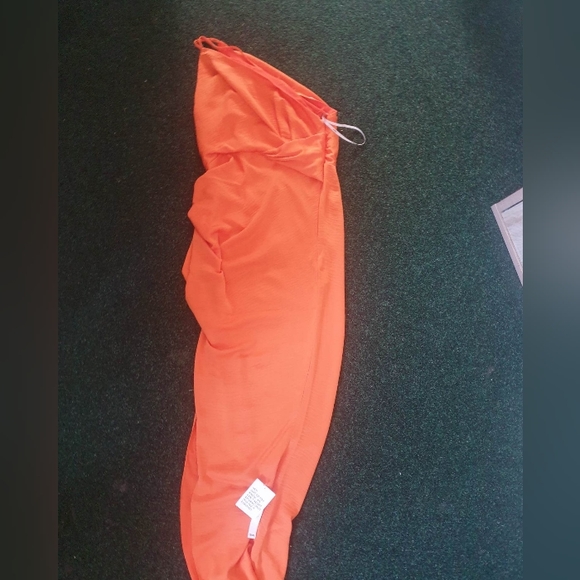 Clothes - Picture 4 of 4